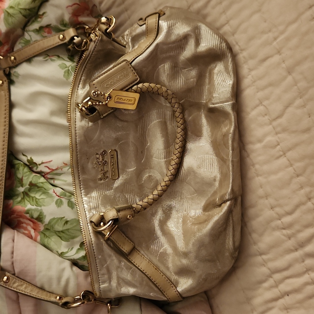 COACH, new condition, NEVER CARRIED handbag in METALLIC CHAMPAGNE!